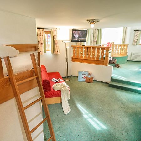 Hotel Post Sport- Und Wellness Samnaun Buitenkant foto