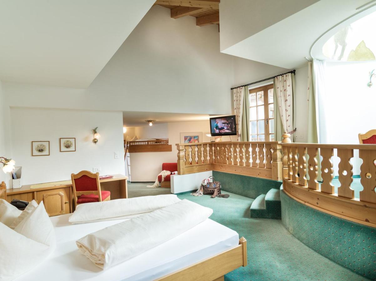 Hotel Post Sport- Und Wellness Samnaun Buitenkant foto