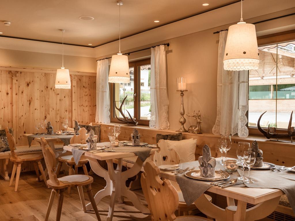 Hotel Post Sport- Und Wellness Samnaun Buitenkant foto