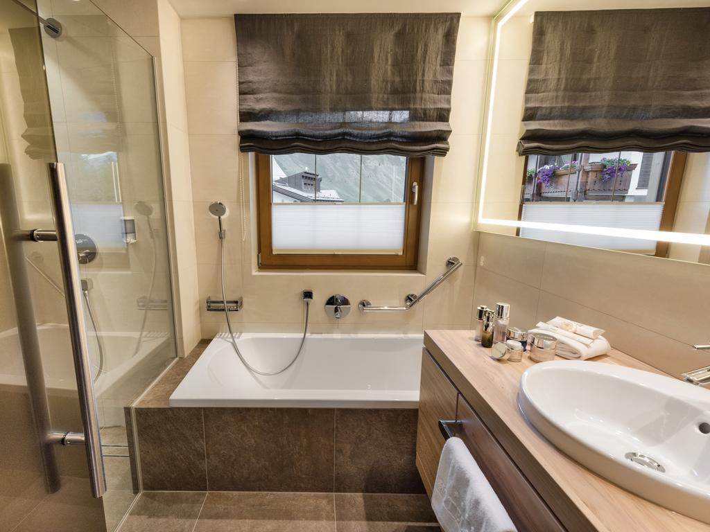 Hotel Post Sport- Und Wellness Samnaun Buitenkant foto