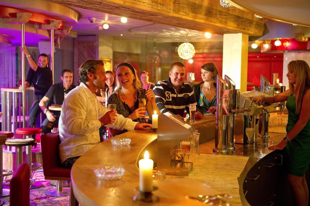 Hotel Post Sport- Und Wellness Samnaun Buitenkant foto