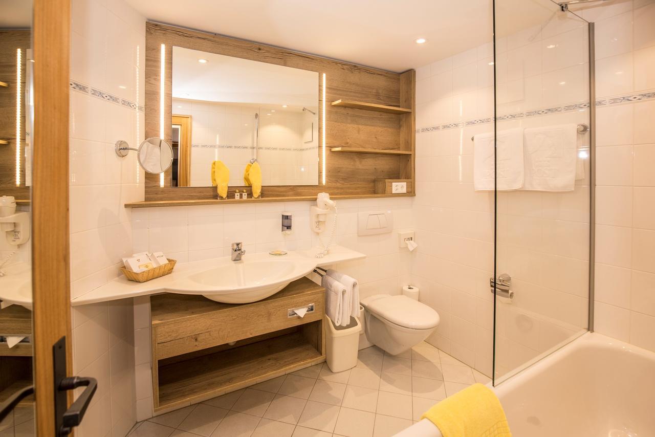 Hotel Post Sport- Und Wellness Samnaun Buitenkant foto