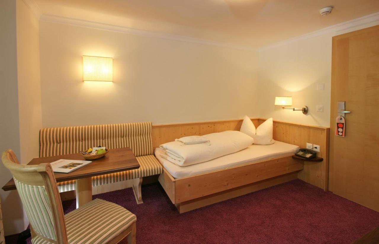 Hotel Post Sport- Und Wellness Samnaun Buitenkant foto