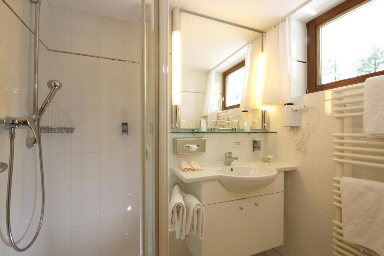 Hotel Post Sport- Und Wellness Samnaun Kamer foto